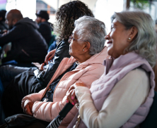 Personas mayores en taller de la FUGA