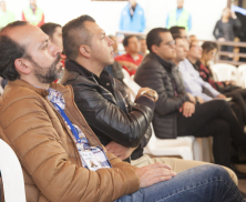 Personas en Actividad en el Muelle de la FUGA