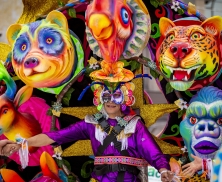 ¡El centro de Bogotá se viste de fiesta con el Carnaval de Negros y Blancos!