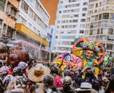 CARNAVAL NEGROS Y BLANCOS FUGA