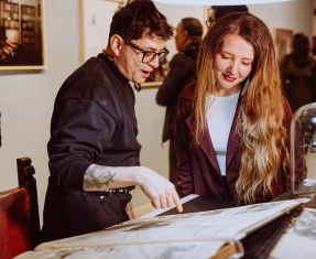 V Salón de Arte Joven FUGA: Conversatorio El Mapa y El Espejo