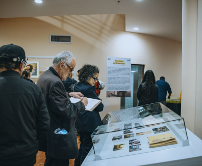 Personas en exhibición de la FUGA